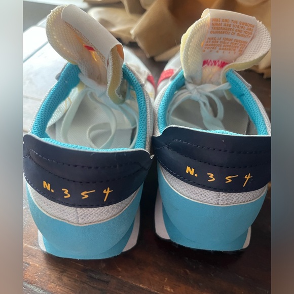 Nike Women's Daybreak Type Shoes Football Grey University Gold 🌵6 - Picture 6 of 9